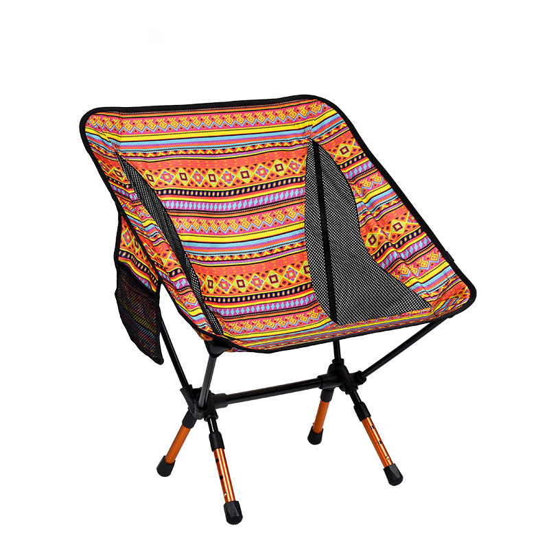 Chaise de camping pliée de style indien